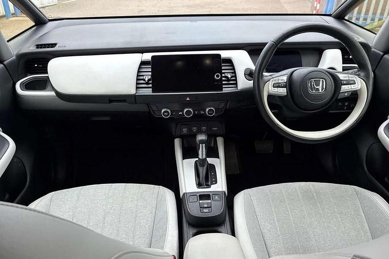 Used Honda Jazz Hybrid 107 HP (78 kW) 2021 Blue Hatchback