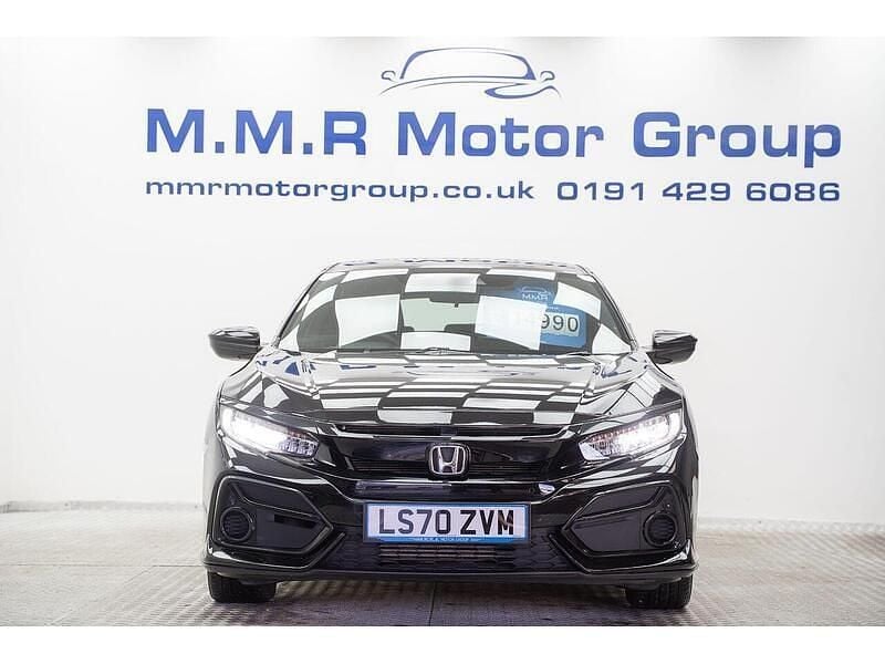 Begagnad Honda Civic SE 126 HK (92 kW) 2021 Svart Halvkombi