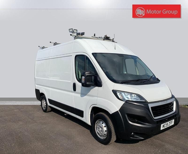White Used 2019 Peugeot Boxer Van | £7,750 (Super price) - Image 1/4