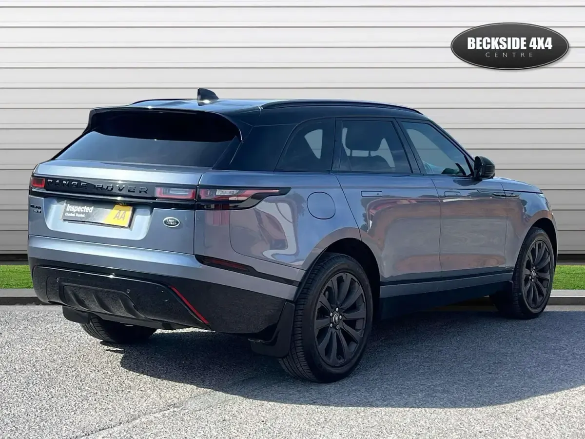 Used Land Rover Range Rover Velar R-Dynamic 236 HP (173 kW) 2018 Blue SUV