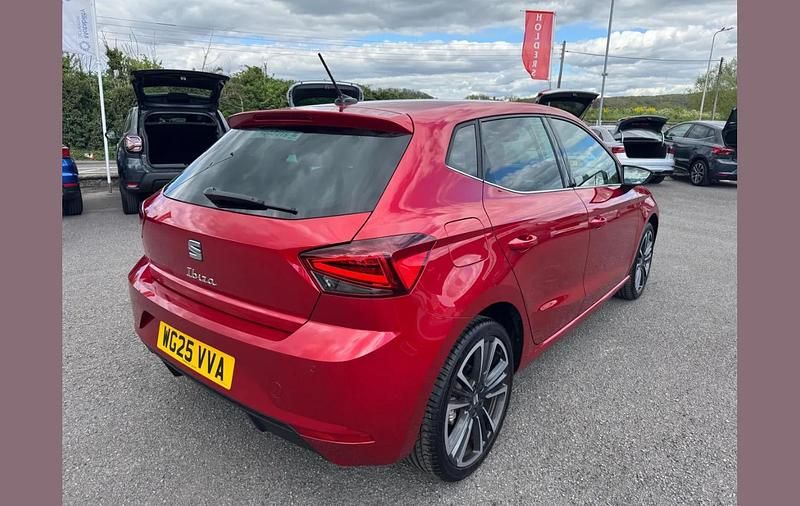 Used Seat Ibiza XCELLENCE Lux 113 HP (83 kW) 2025 Red Hatchback
