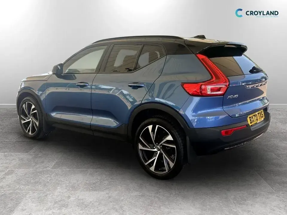 Used Volvo XC40 R-Design Pro 163 HP (119 kW) 2020 Blue SUV