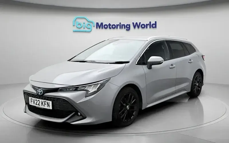 Used Toyota Corolla Design 122 HP (89 kW) 2022 Grey Estate