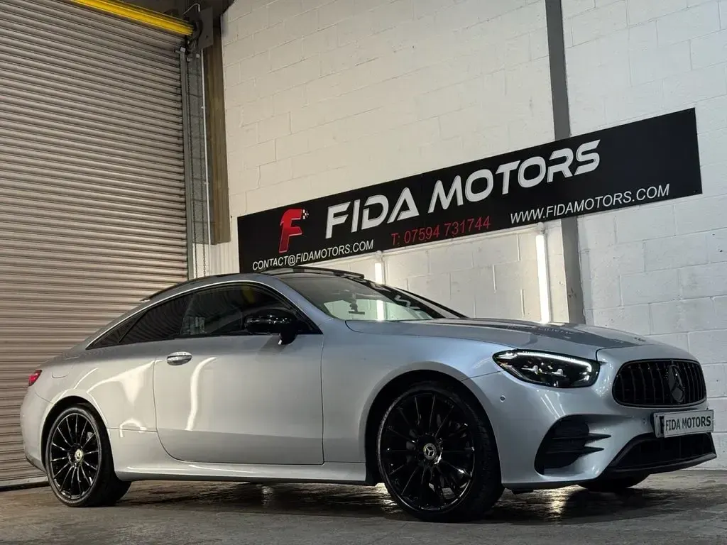Used Mercedes E220 AMG line 191 HP (140 kW) 2022 Silver Coupe