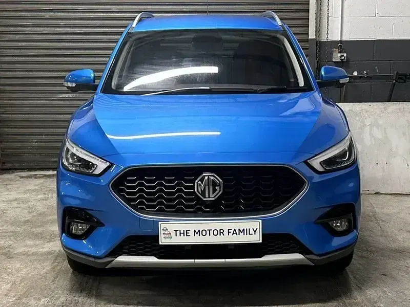 Second-hand MG ZS Exclusive 106 CP (77 kW) 2022 Albastru SUV