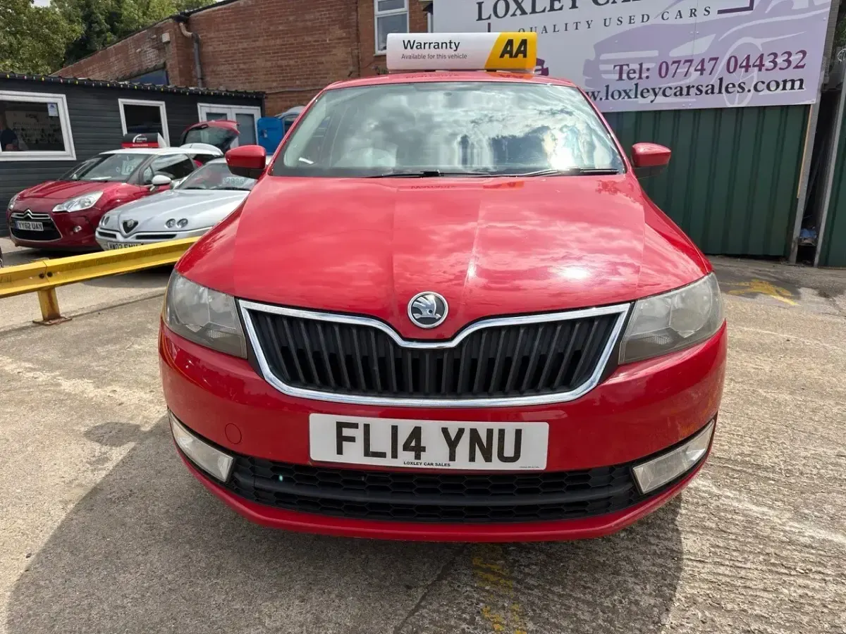 Used Skoda Rapid SE 2014 Red Hatchback