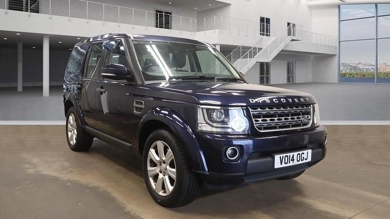 Blue Used 2014 Land Rover Discovery 4 S SUV | £13,990 (Fair price) - Image 1/4