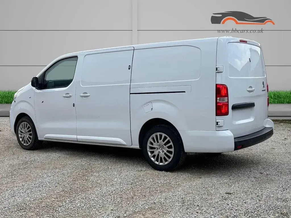 Used Peugeot Expert Premium 2023 White Van