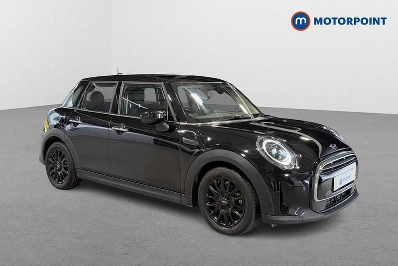 Black Used 2021 Mini Cooper Classic Hatchback | £15,299 (Fair price) - Image 1/4