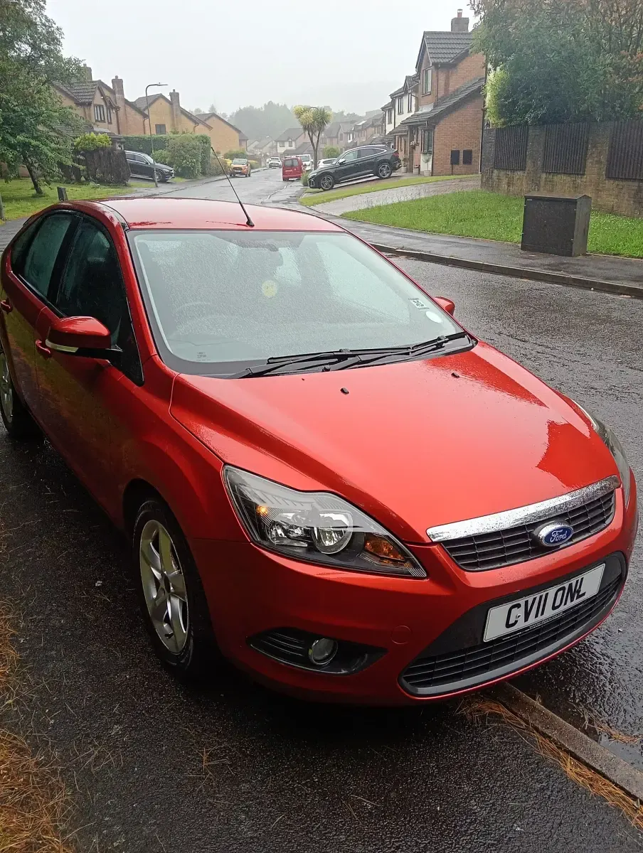 Used Ford Focus Zetec 2011 Red Hatchback