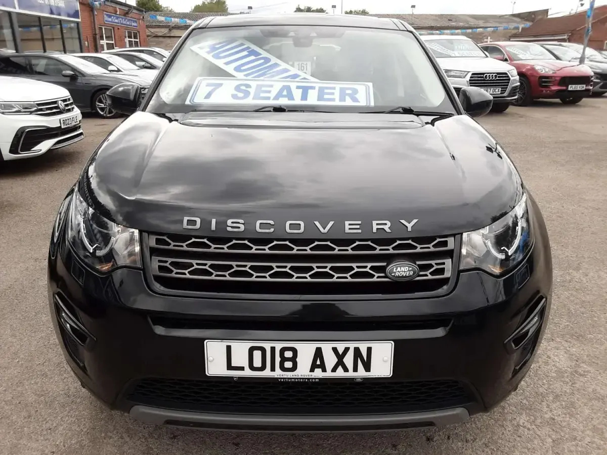 Second-hand Land Rover Discovery Sport SE 180 CP (132 kW) 2018 Negru SUV