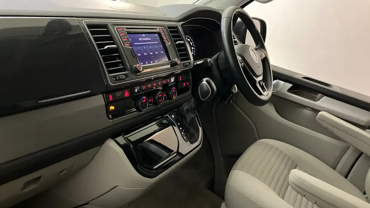 Used VW California California 199 HP (146 kW) 2019 Grey Van