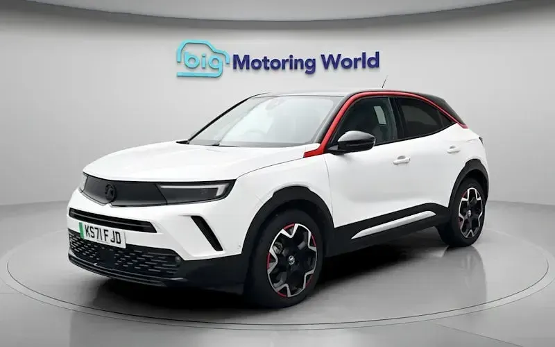 Used Vauxhall Mokka SRi 100 kW (136 HP) 2022 White SUV
