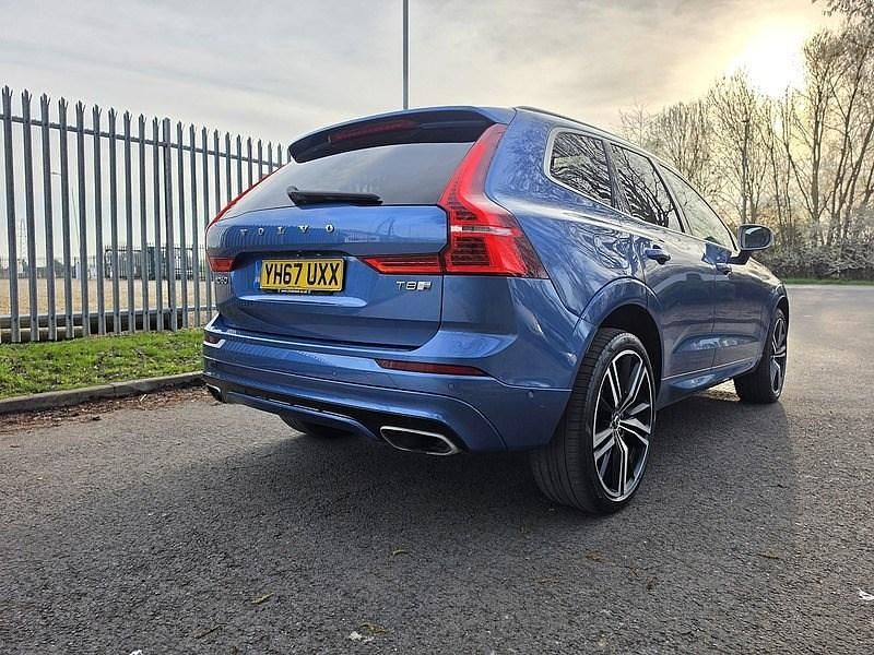 Used Volvo XC60 R-Design Pro 407 HP (299 kW) 2017 Blue SUV