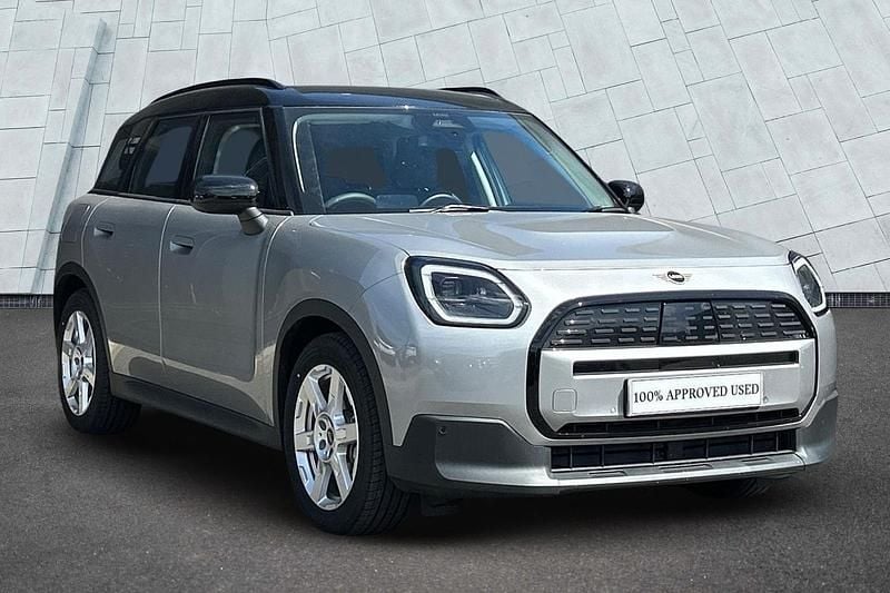Silver Used 2024 Mini Countryman Classic SUV | £29,700 (Fair price) - Image 1/3