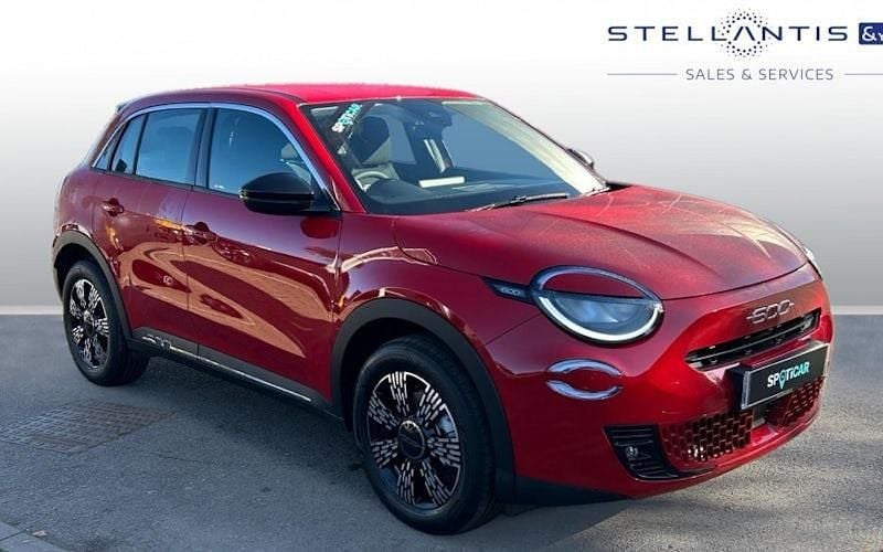 Red New 2025 Fiat 600 S Hatchback | £19,995 (Fair price) - Image 1/3