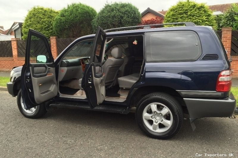 Used Toyota Land Cruiser 201 HP (147 kW) 2003 SUV