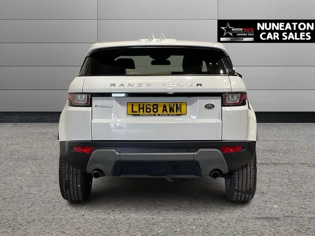 Usado Land Rover Range Rover evoque SE 180 HP (132 kW) 2018 Branco Carrinha