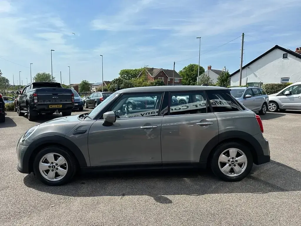 Used Mini Cooper Classic 136 HP (100 kW) 2022 Grey Hatchback