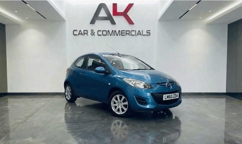Used Mazda 2 84 HP (61 kW) 2010 Blue Hatchback