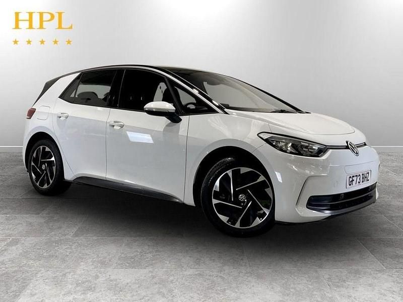 Used VW ID.3 Pro 150 kW (204 HP) 2023 White Hatchback