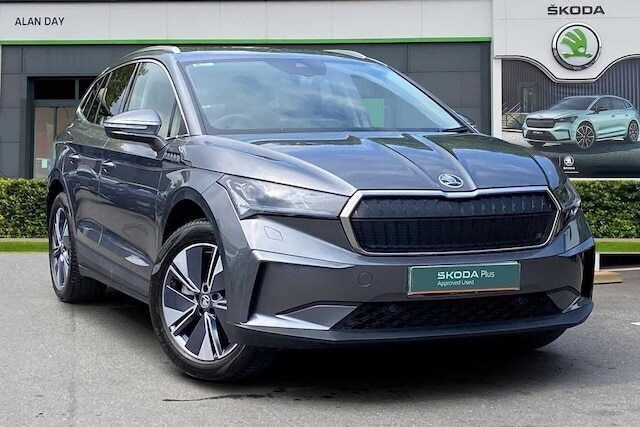 Graphite grey metallic New 2025 Skoda Enyaq iV SUV | £31,999 (Good price) - Image 1/4