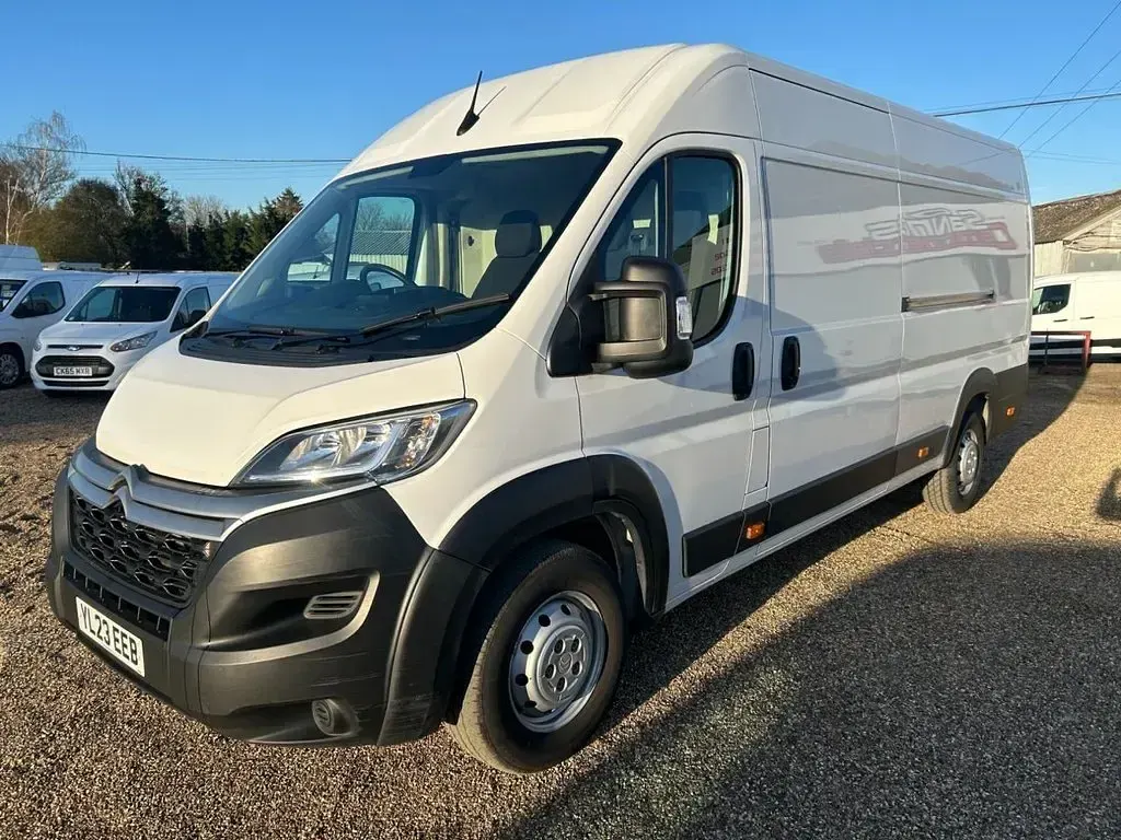 Używany Citroën Relay 140 KM (102 kW) 2023 Biały Van