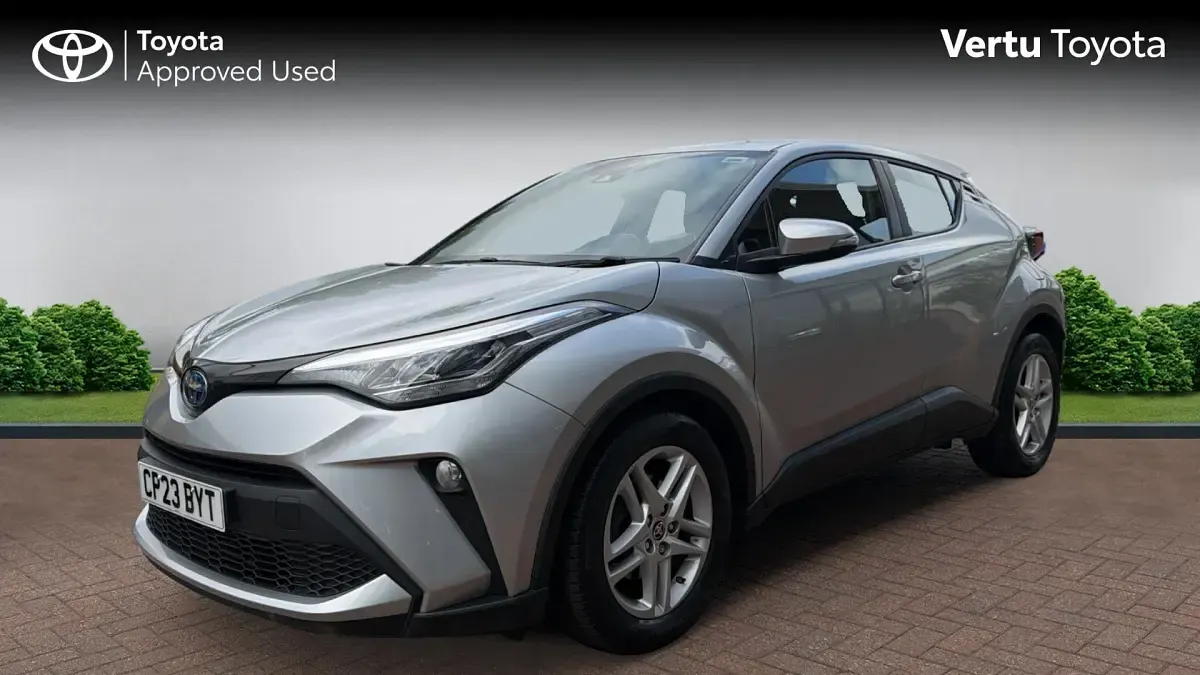 Used Toyota C-HR 122 HP (89 kW) 2023 Silver metallic (metallic paint) SUV