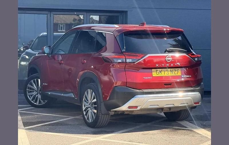 Used Nissan X-Trail Tekna+ 204 HP (150 kW) 2023 Red SUV