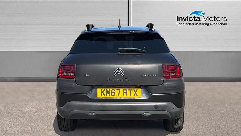 Used Citroën C4 Cactus Flair 110 HP (80 kW) 2018 Black Hatchback