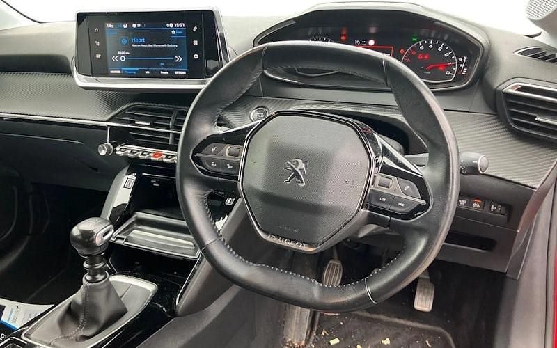 Used Peugeot 208 Allure 102 HP (75 kW) 2020 Red Hatchback