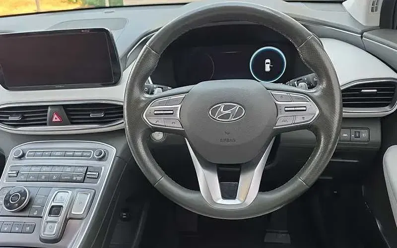 Used Hyundai Santa Fe Ultimate 230 HP (169 kW) 2022 Grey SUV