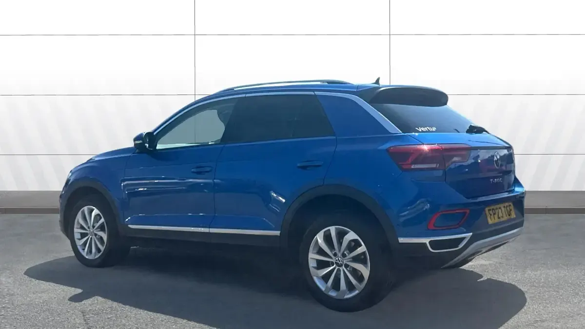 Used VW T-Roc Style 150 HP (110 kW) 2023 Blue SUV