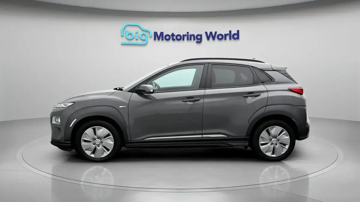 Second-hand Hyundai Kona Premium SE 150 kW (204 CP) 2021 Gri SUV