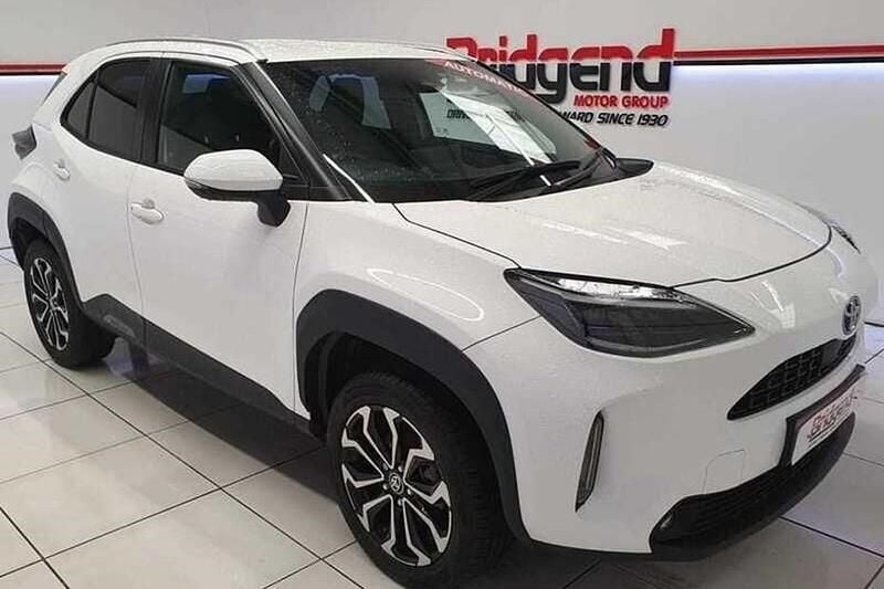 Used 2021 Toyota Yaris Hybrid Design SUV | £17,699 (Good price) - Image 1/1