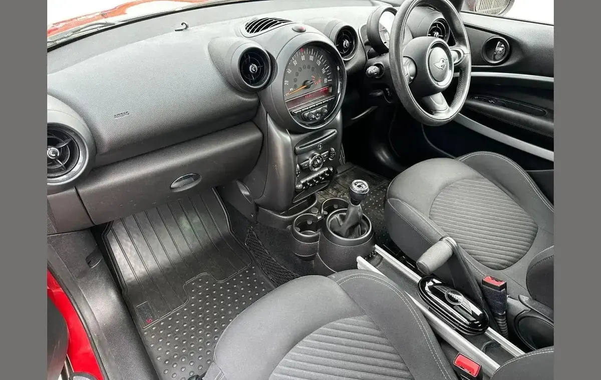 Used Mini Cooper S Coupé 180 HP (132 kW) 2016 Red Coupe