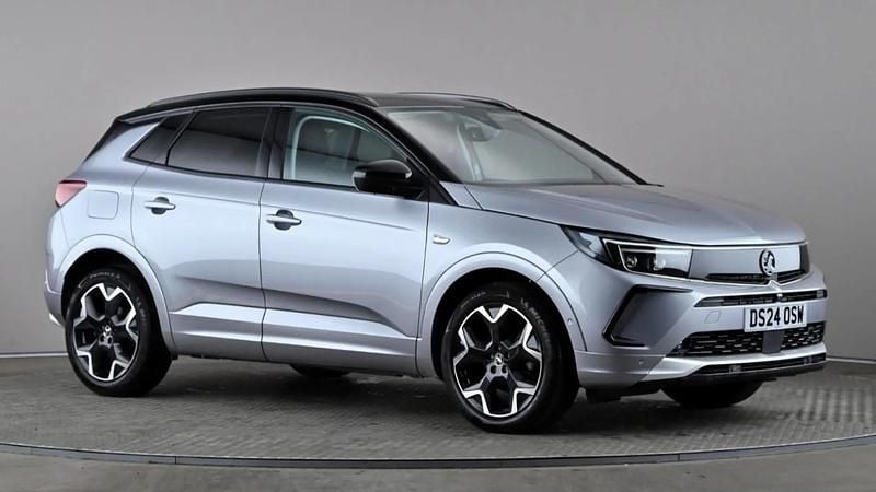 Grey Used 2024 Vauxhall Grandland X Ultimate SUV | £18,998 (Fair price) - Image 1/4