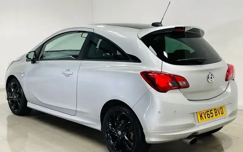 Usado Vauxhall Corsa Edition 101 HP (74 kW) 2017 Citadino