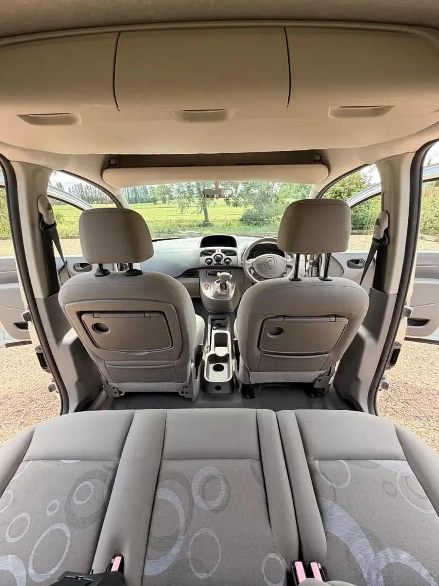 Used Renault Kangoo Expression 106 HP (77 kW) 2010 Grey MPV
