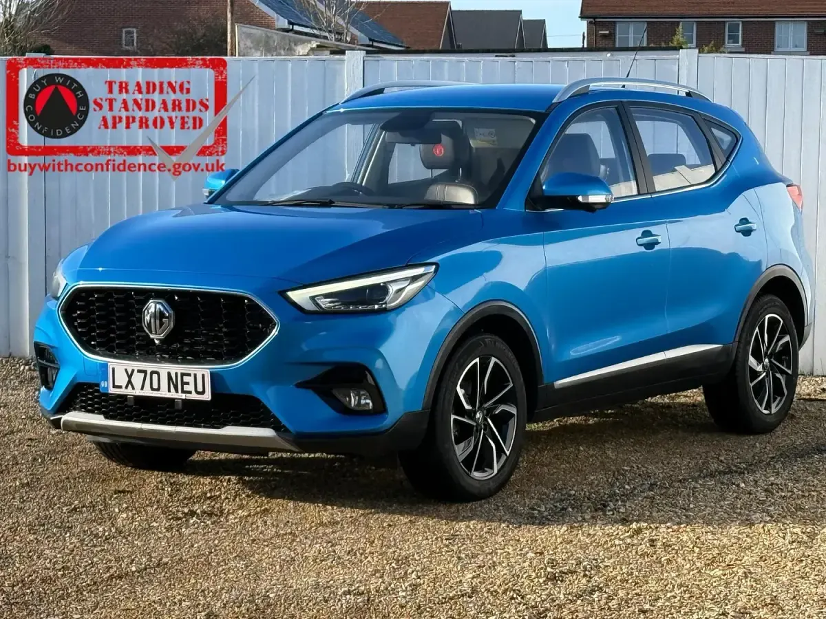 Used MG ZS Exclusive 106 HP (77 kW) 2020 Blue Hatchback