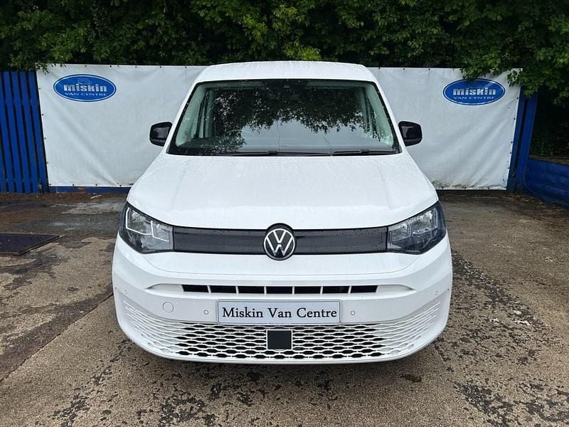 Used VW Caddy Pro 102 HP (75 kW) 2021 White MPV