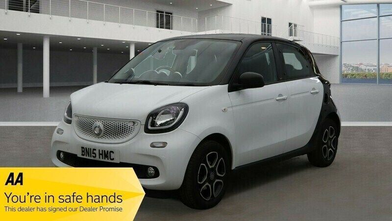 White Used 2015 Smart ForFour Premium Hatchback | £4,495 (Fair price) - Image 1/3