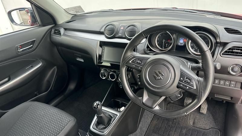 Used Suzuki Swift SZ5 83 HP (61 kW) 2022 Red Hatchback