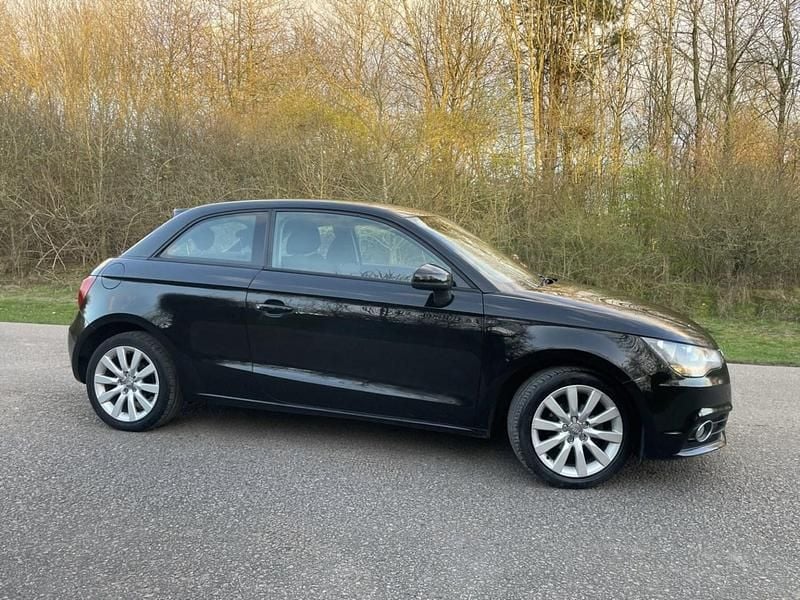 Used Audi A1 Sport 86 HP (63 kW) 2013 Black Hatchback