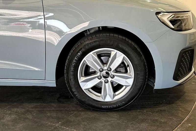 Used Audi A1 Design 94 HP (69 kW) 2023 Grey SUV