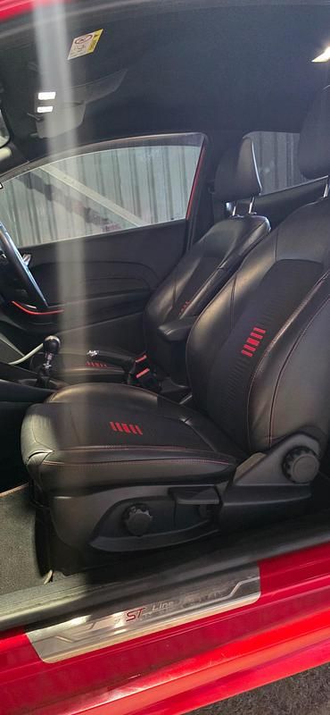 Used Ford Fiesta ST-Line X 140 HP (102 kW) 2018 Red Hatchback