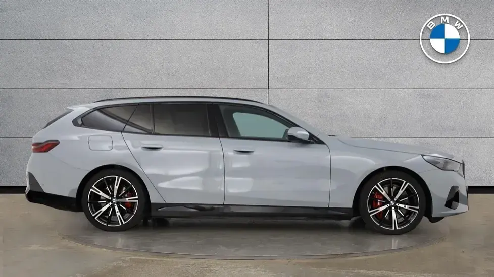 Used BMW i5 M Sport 246 kW (335 HP) 2026 Grey Estate