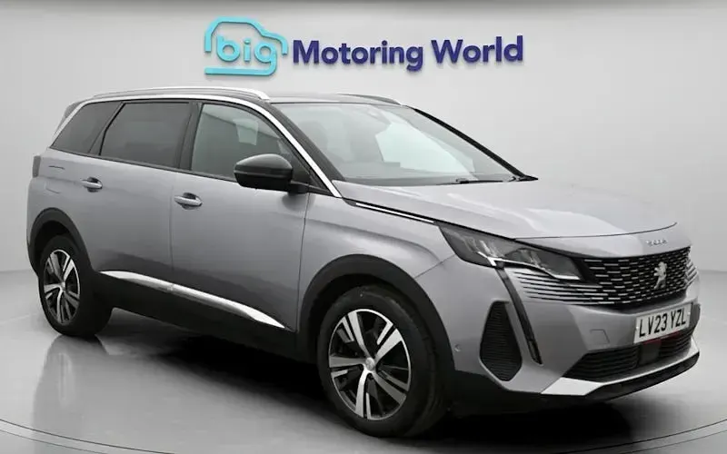 Used Peugeot 5008 Allure+ 131 HP (96 kW) 2023 SUV
