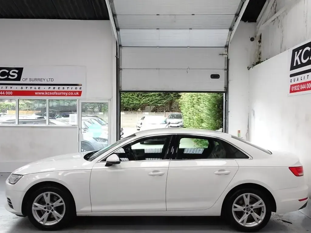 Used Audi A4 Sport 150 HP (110 kW) 2017 White Sedan