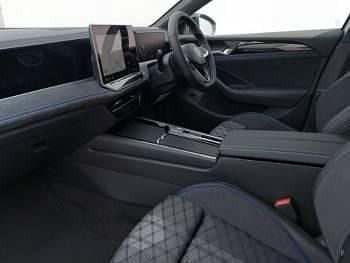 Used VW Passat R-line 150 HP (110 kW) 2024 Silver Estate